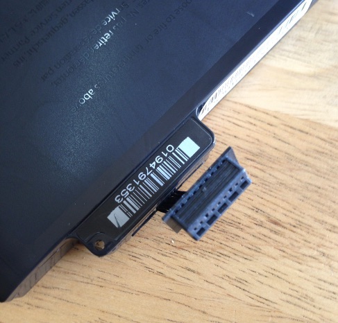 mac-book-pro-change-battery-connector