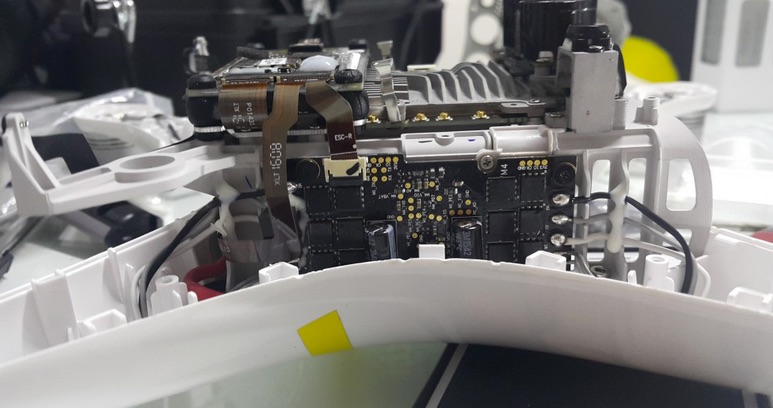 DJI-Phantom-4-fixing-inside-side-view