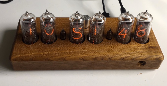 nixie-clock-with-case-top